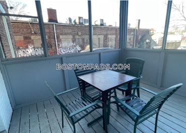 Boston - 5 Beds, 2 Baths