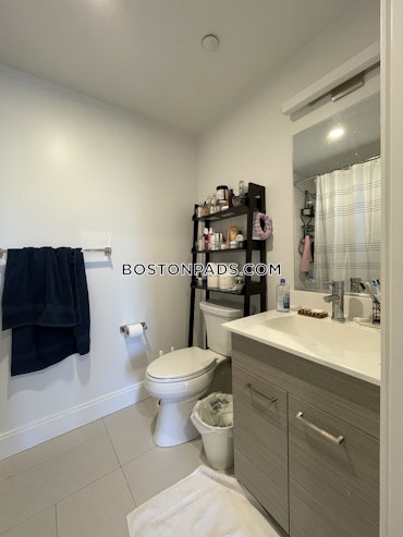 Boston - 2 Beds, 2 Baths