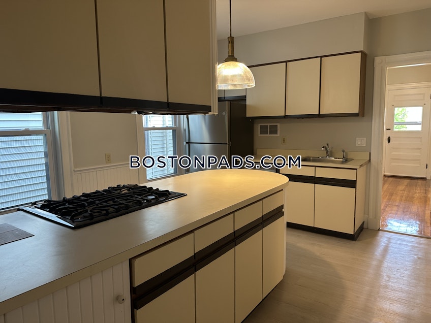 Somerville - $6,850+ /month