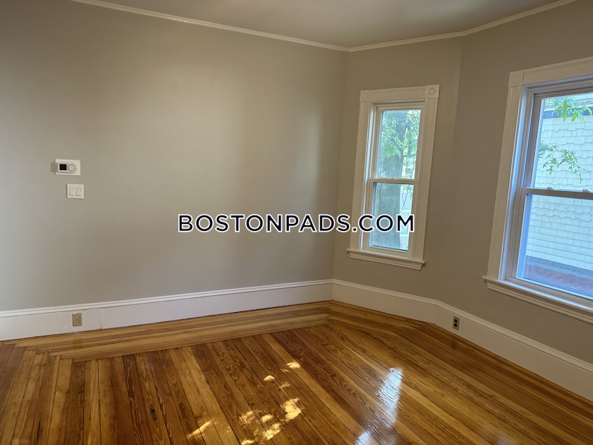 Somerville - $6,850+ /month