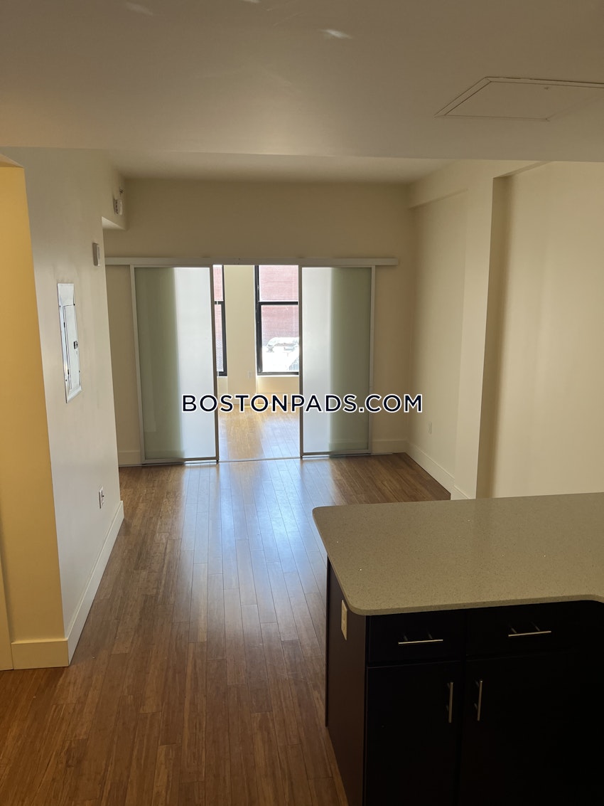 BOSTON - DOWNTOWN - 2 Beds, 1 Bath - Image 7