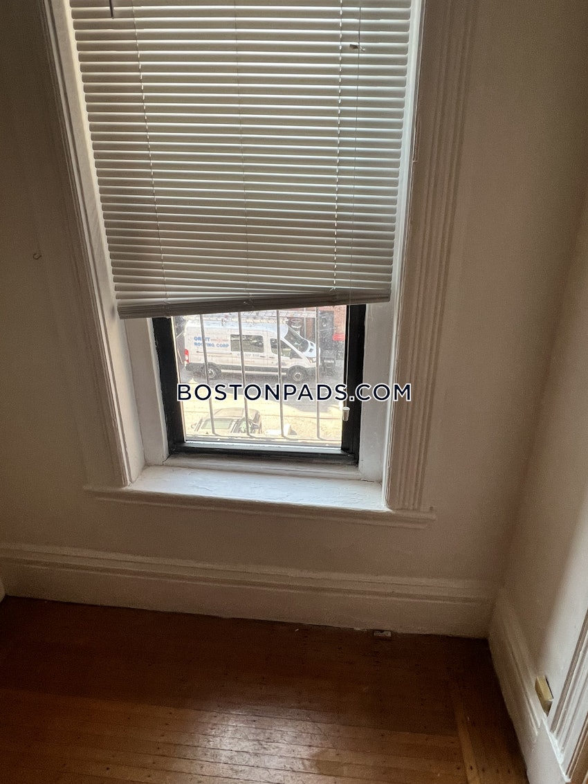 BOSTON - BACK BAY - 1 Bed, 1 Bath - Image 15