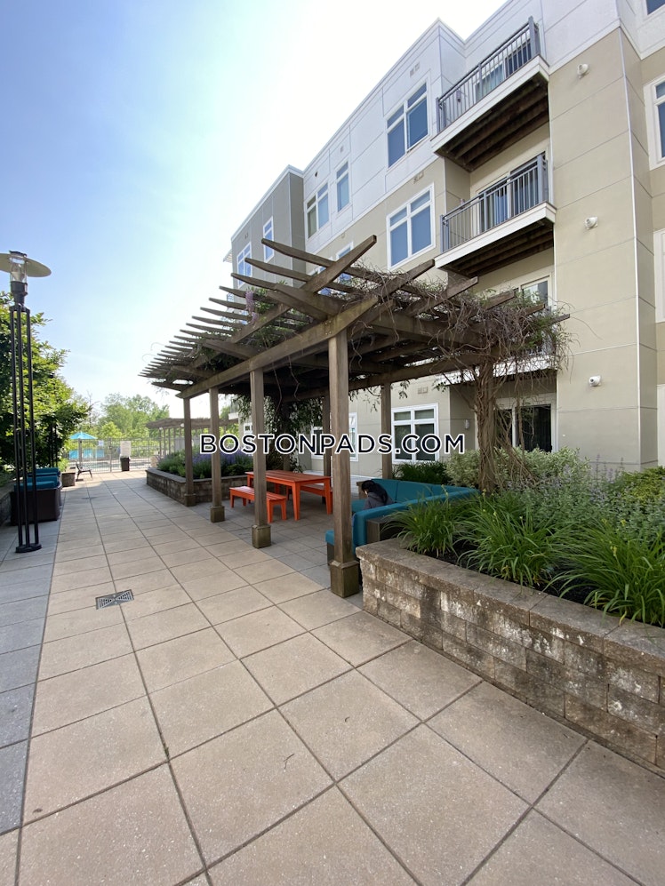 Concord Turnpike, Cambridge