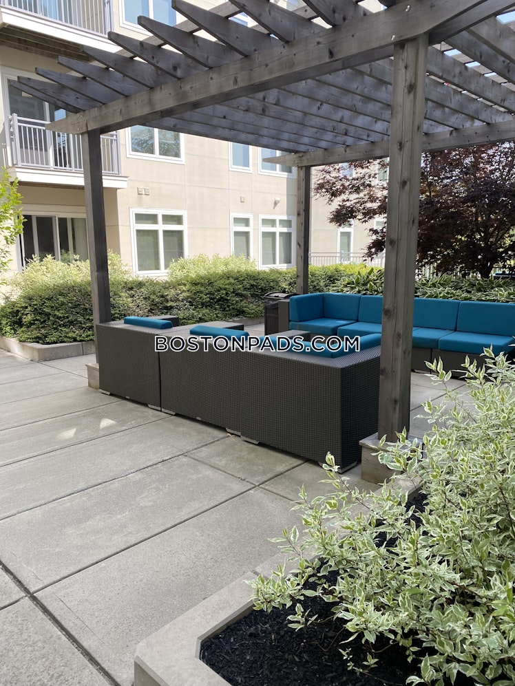 Concord Turnpike, Cambridge