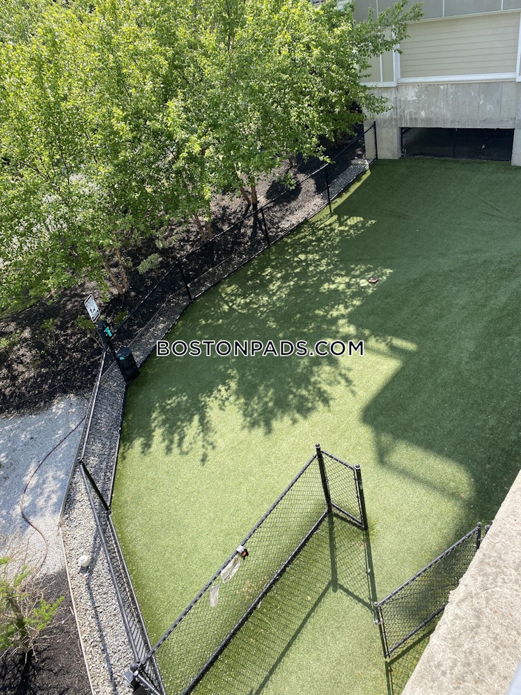 Concord Turnpike, Cambridge