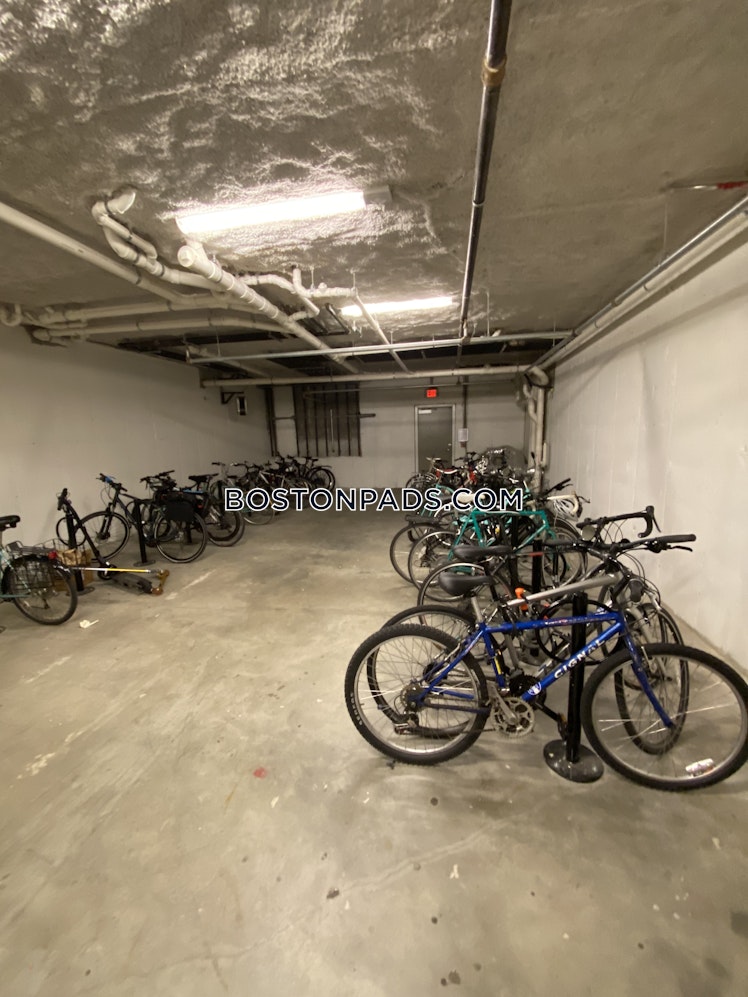 Concord Turnpike, Cambridge