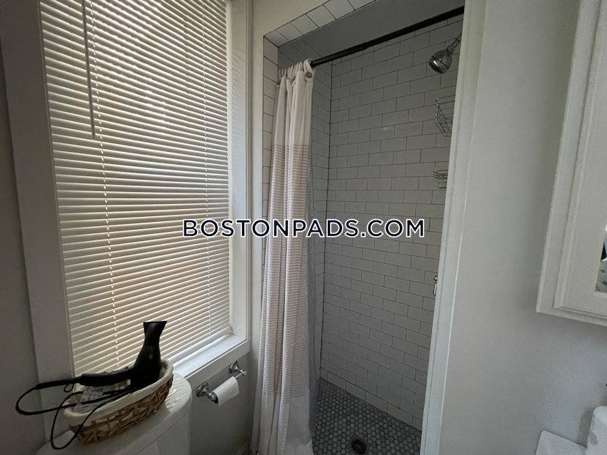 BOSTON - NORTH END - 3 Beds, 1 Bath - Image 8