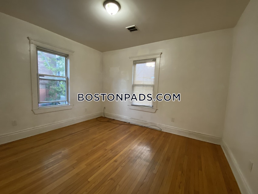 BOSTON - DORCHESTER - GROVE HALL - 5 Beds, 2 Baths - Image 21