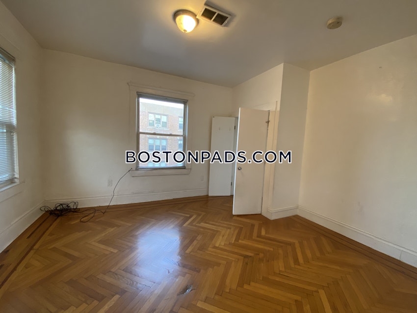 BOSTON - DORCHESTER - GROVE HALL - 5 Beds, 2 Baths - Image 6