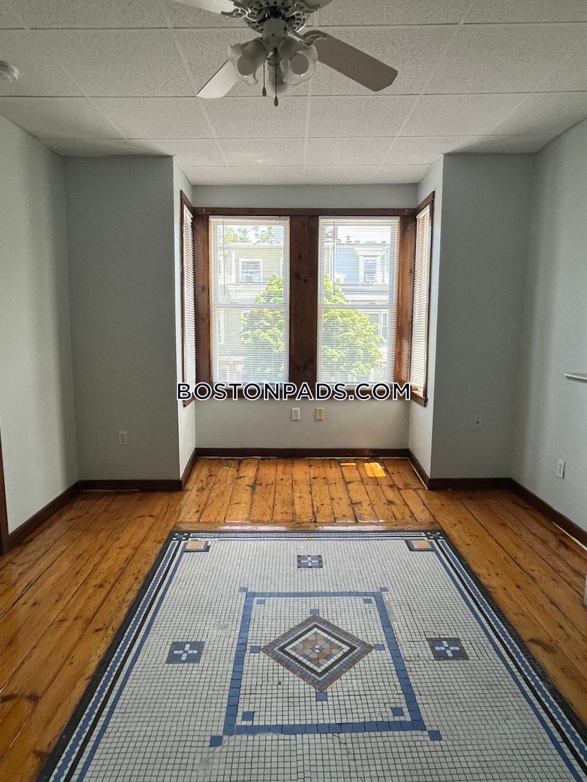 BOSTON - EAST BOSTON - MAVERICK - 1 Bed, 1 Bath - Image 4