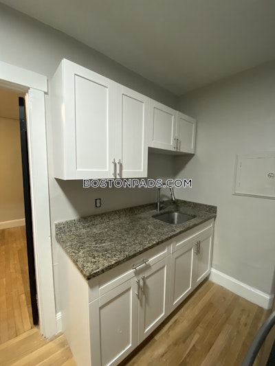 Quincy Apartment for rent 1 Bedroom 1 Bath  Quincy Center - $2,175