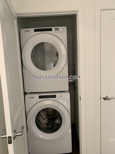 Newton - 0 Beds, 1 Baths