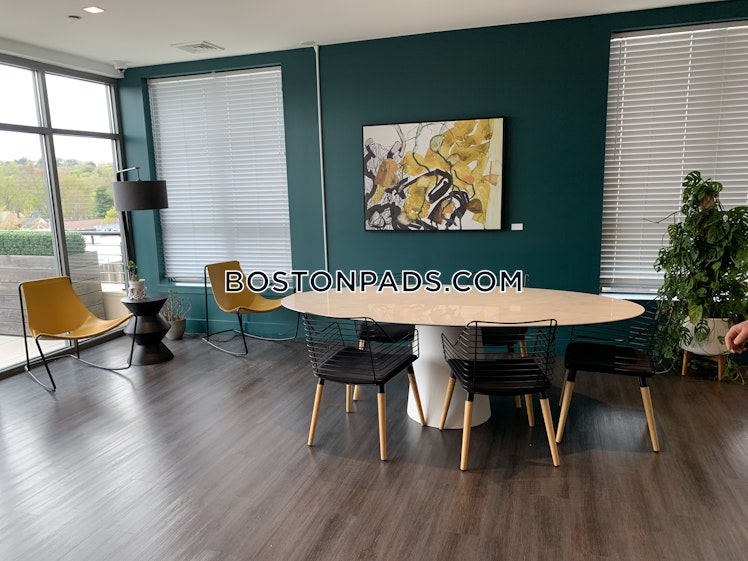 Washington St., Newton