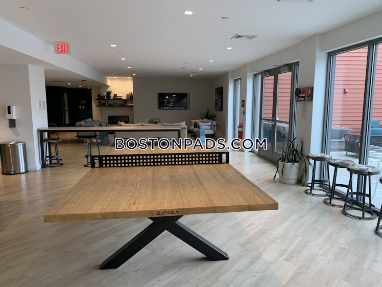 Washington St., Newton