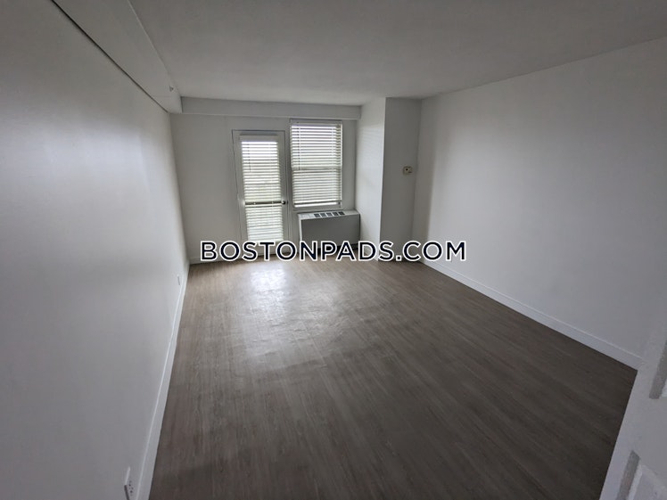 Sant Alphonsus St., Boston