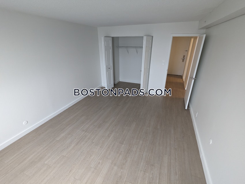 BOSTON - MISSION HILL - 2 Beds, 1.5 Baths - Image 11