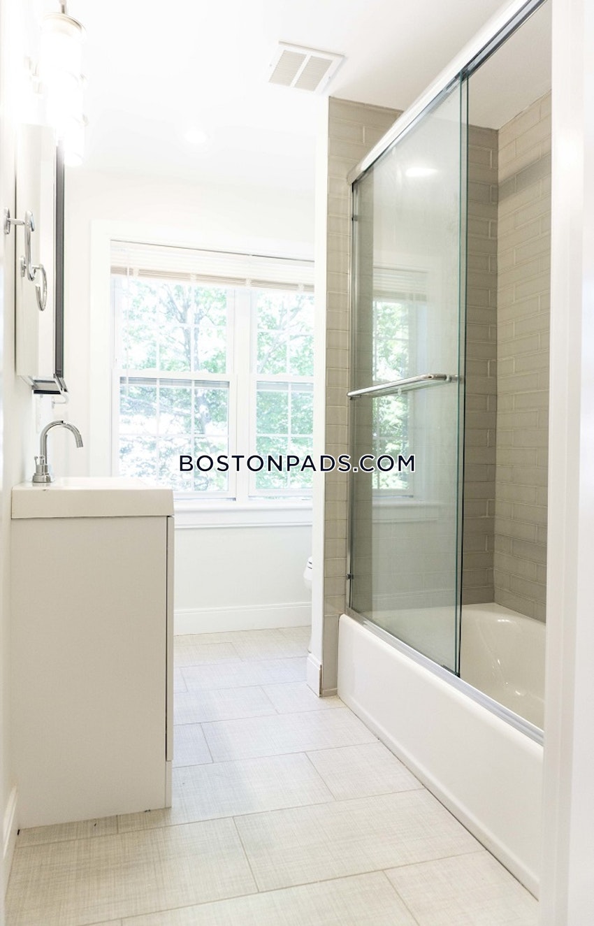 BOSTON - WEST ROXBURY - 4 Beds, 2.5 Baths - Image 9