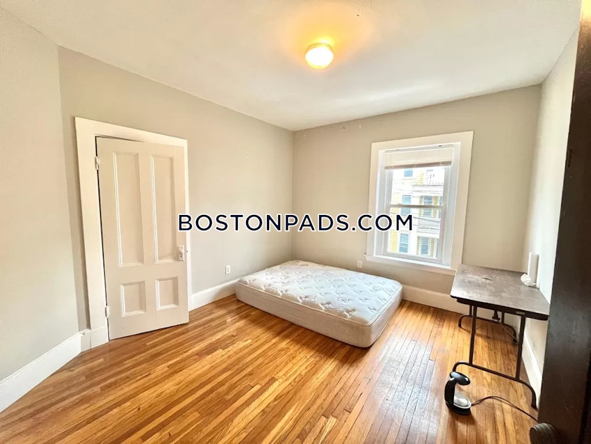 BOSTON - LOWER ALLSTON - 4 Beds, 2 Baths - Image 1