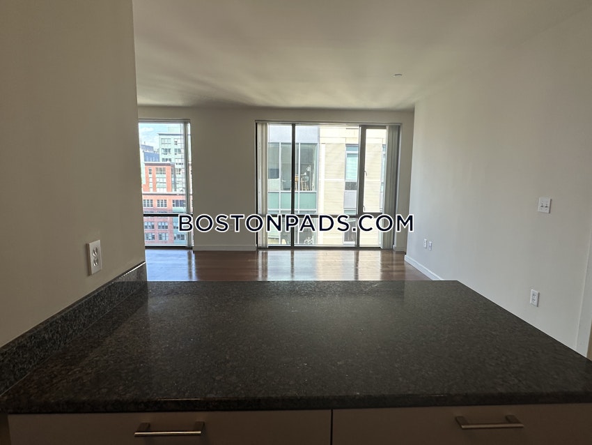 BOSTON - WEST END - 2 Beds, 2 Baths - Image 5