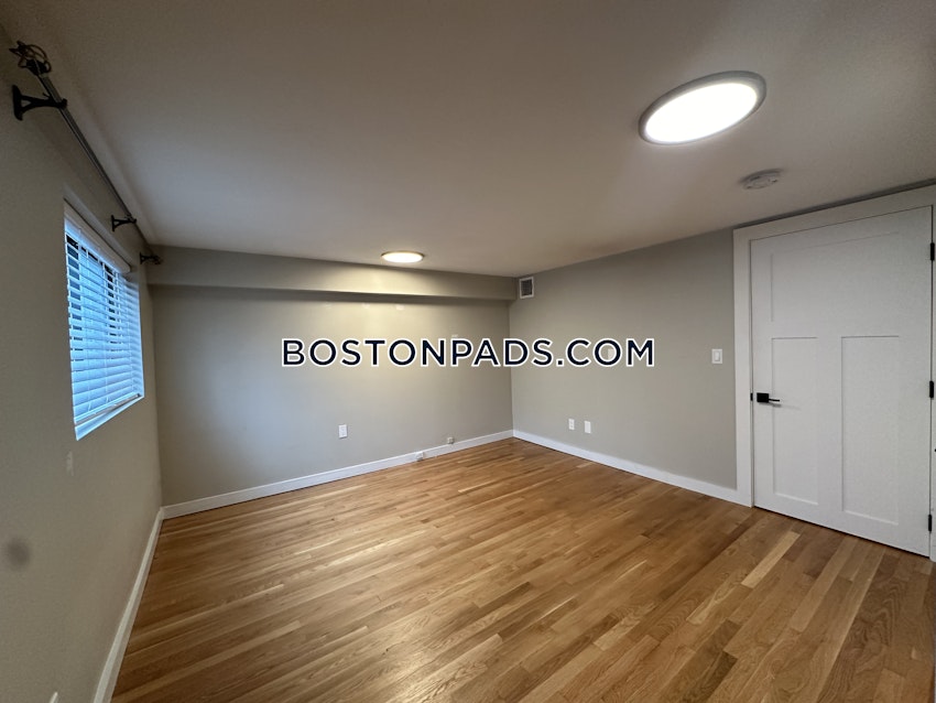 BOSTON - EAST BOSTON - MAVERICK - 1 Bed, 1 Bath - Image 17