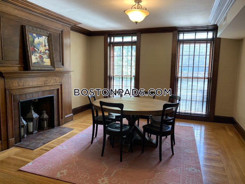 BROOKLINE - BEACONSFIELD - 4 Beds, 3 Baths - Image 27