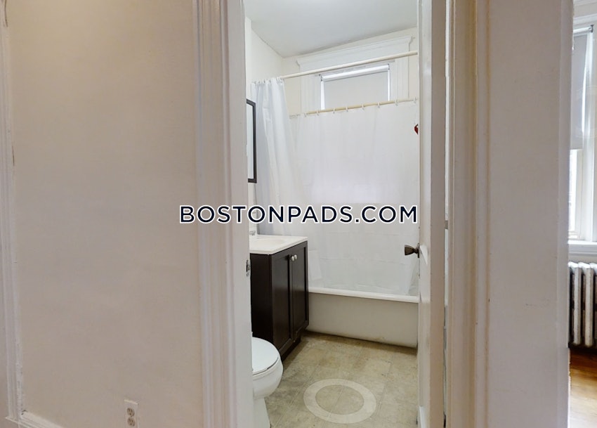 BOSTON - BRIGHTON - BOSTON COLLEGE - 1 Bed, 1 Bath - Image 4