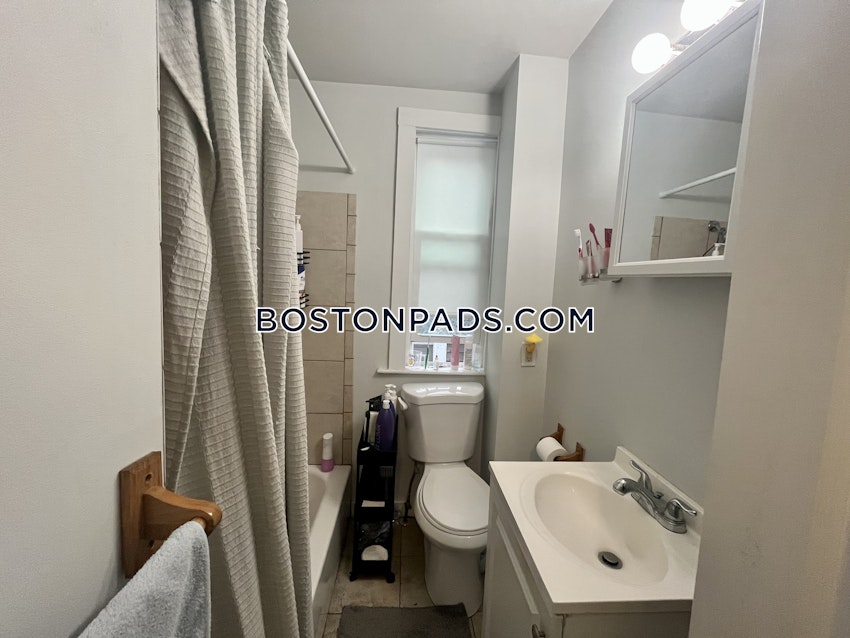BOSTON - SOUTH BOSTON - ANDREW SQUARE - 3 Beds, 1 Bath - Image 9