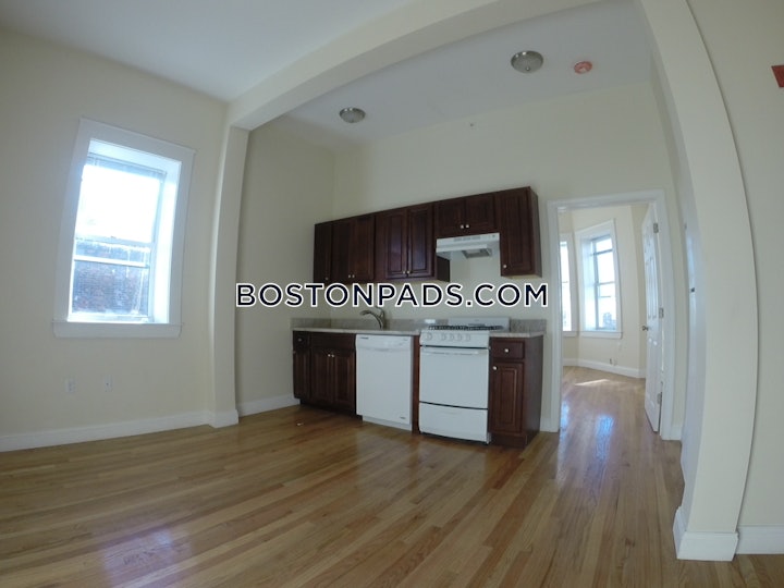northeasternsymphony-apartment-for-rent-2-bedrooms-1-bath-boston-3500-8016598 