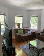 somerville-apartment-for-rent-4-bedrooms-2-baths-winter-hill-4900-4628772