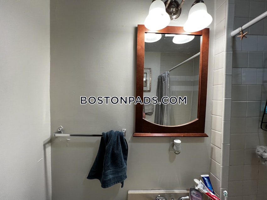 BOSTON - MISSION HILL - 3 Beds, 1 Bath - Image 35