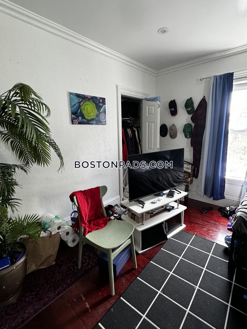 BOSTON - DORCHESTER - DUDLEY STREET AREA - 5 Beds, 2.5 Baths - Image 21