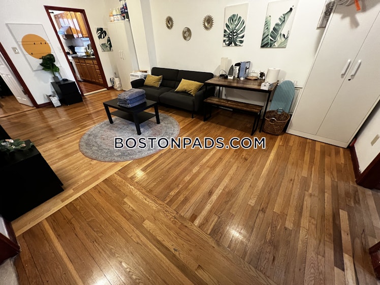 Harrison Ave., Boston