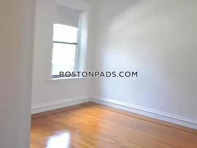 Washington St., Malden