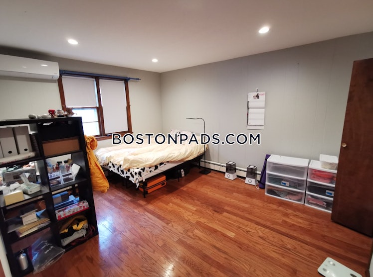 Brookline St., Cambridge