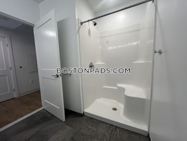 Boston - 0 Beds, 1 Baths