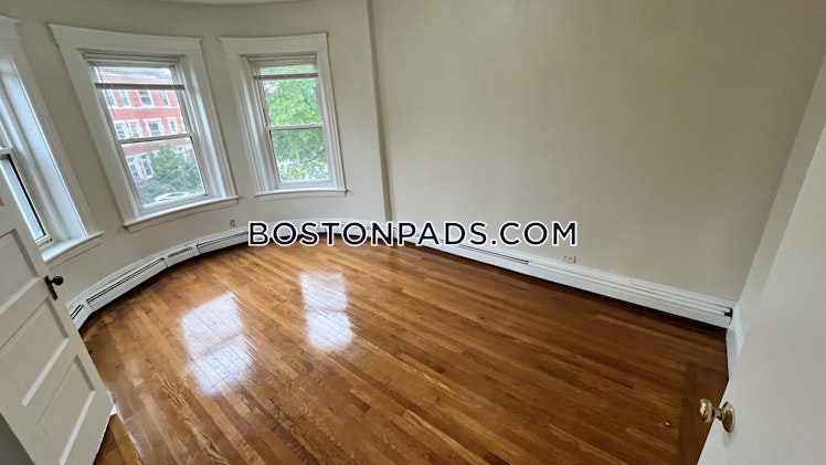 Winthrop Rd., Brookline