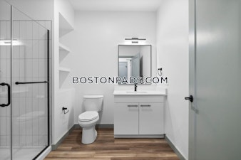 Railroad Ave. Haverhill