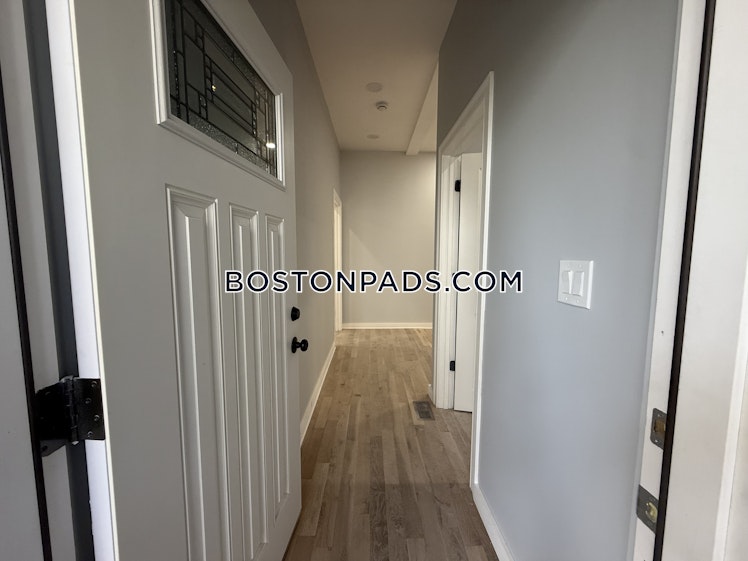 Townsend St., Boston