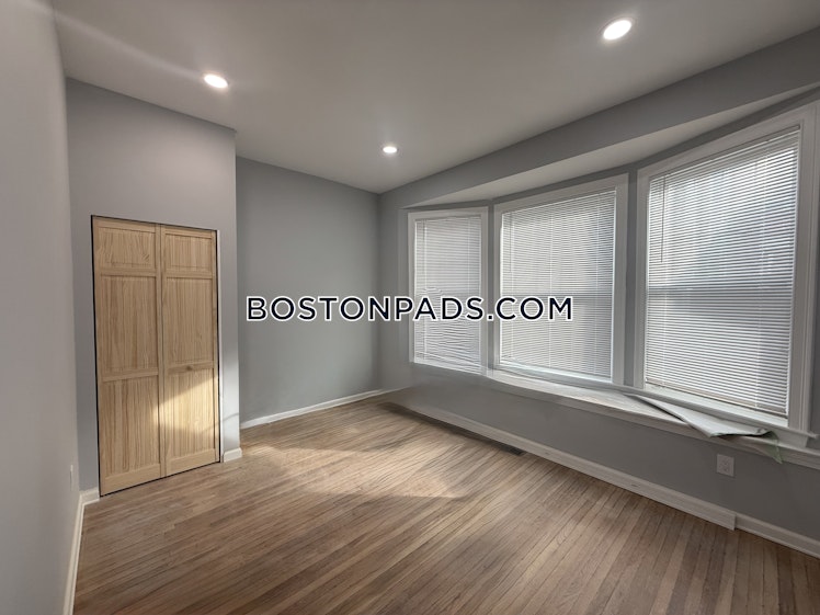 Townsend St., Boston