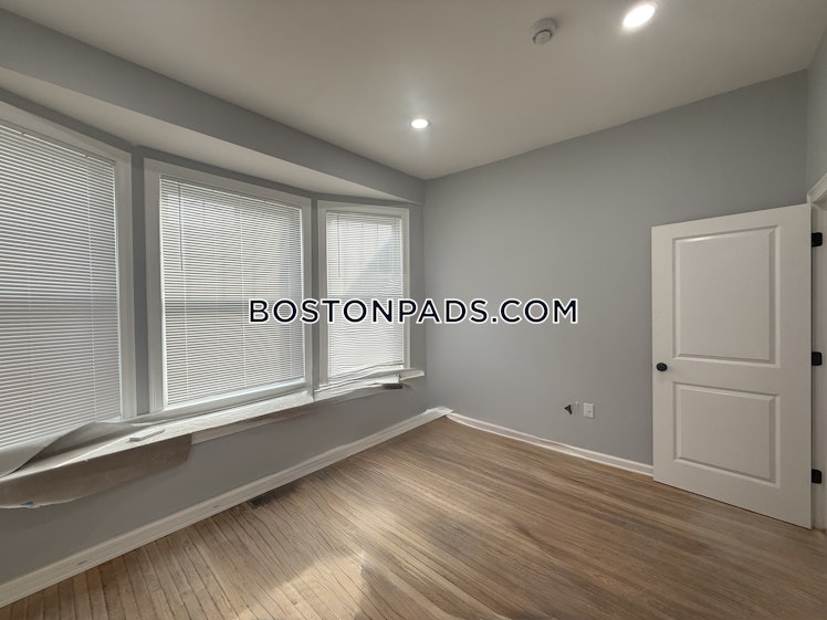 Townsend St., Boston