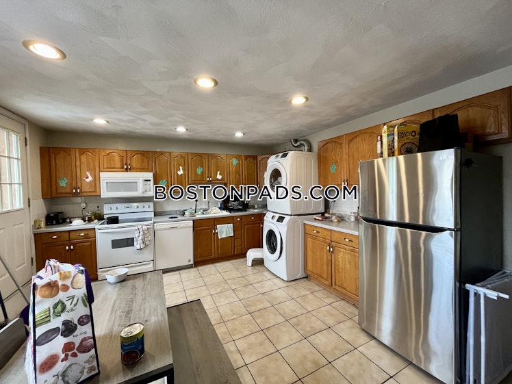 Harvard St., Brookline