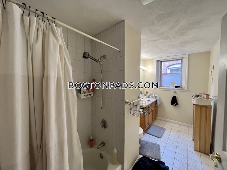 Harvard St., Brookline