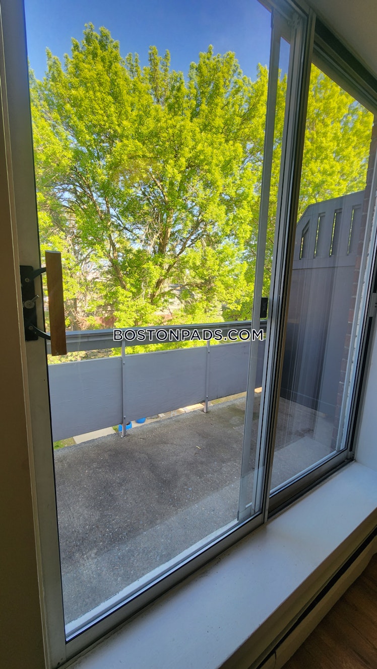 Bronsdon St., Boston