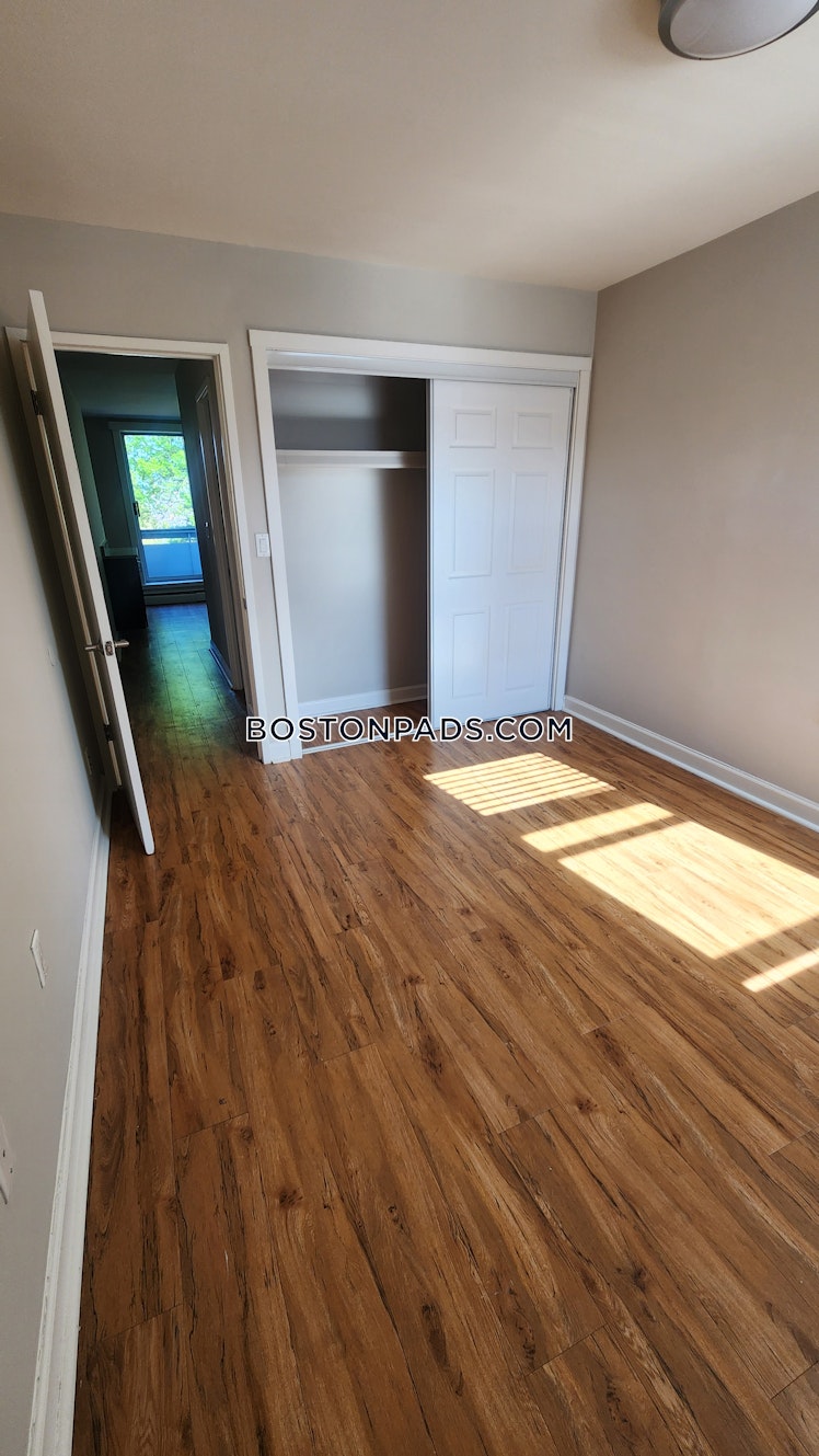 Bronsdon St., Boston