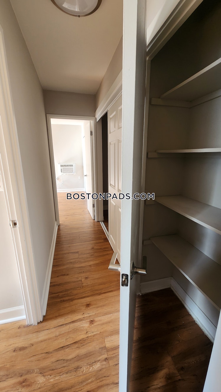 Bronsdon St., Boston