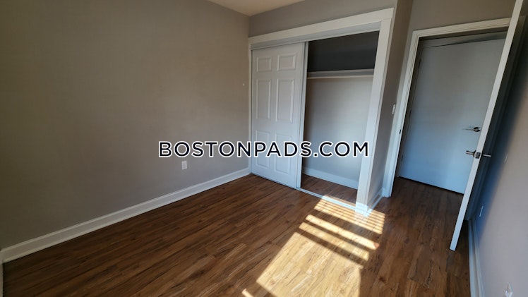 Bronsdon St., Boston