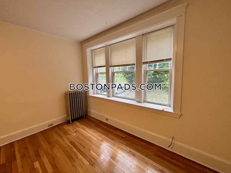 Thomas Burgin Park Way., Quincy