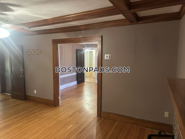 Hillside Rd., Watertown