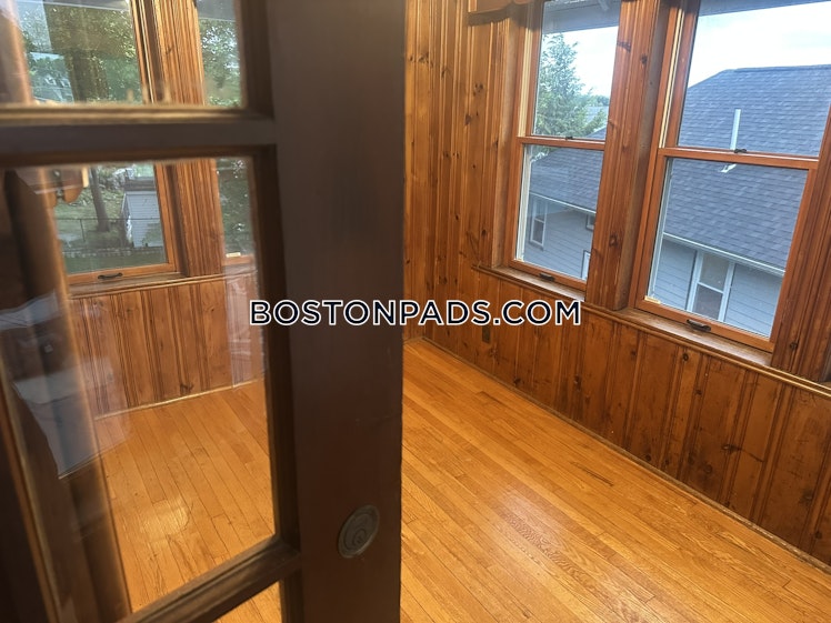 Hillside Rd., Watertown