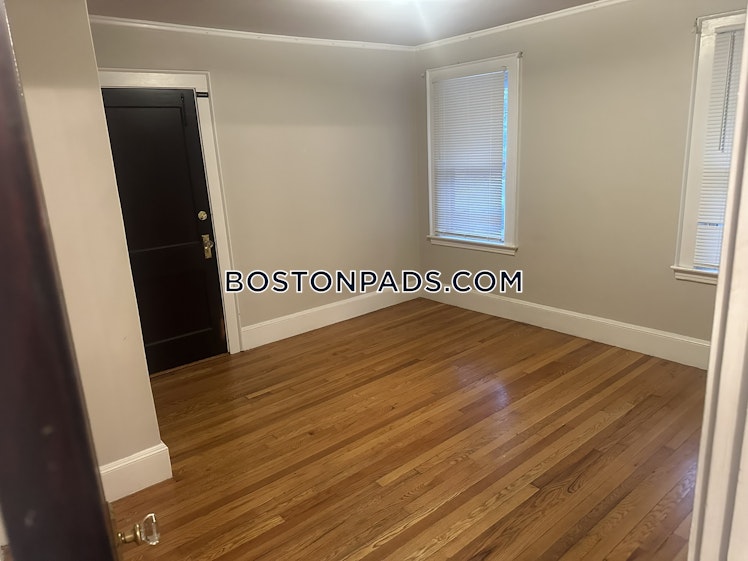 Hillside Rd., Watertown